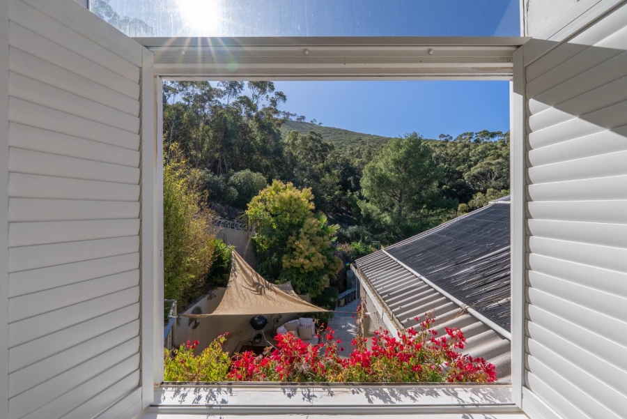 4 Bedroom Property for Sale in Tamboerskloof Western Cape